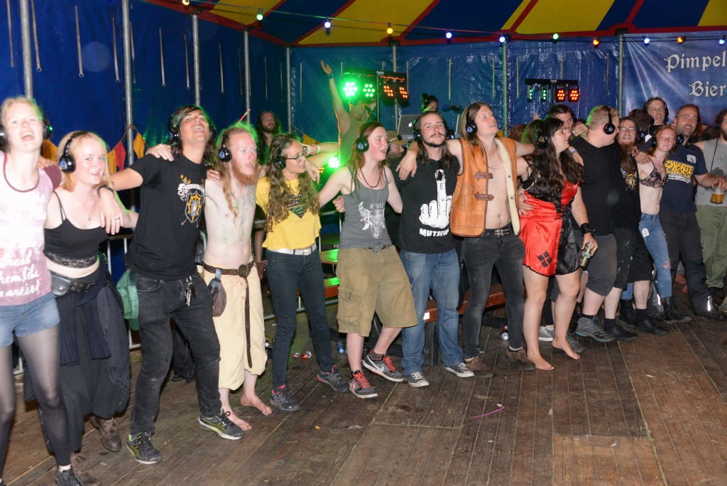 ../Images/Castlefest 2017 Silent disco zondag 161.jpg